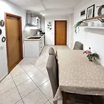 San Apartment Povljana