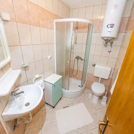 Apartment San Povljana