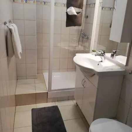 Apartment San *