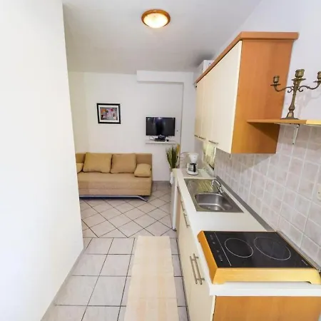 Apartment San Povljana